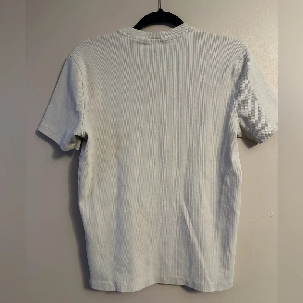 Banana Republic Men's Short Sleeve Cream Tee